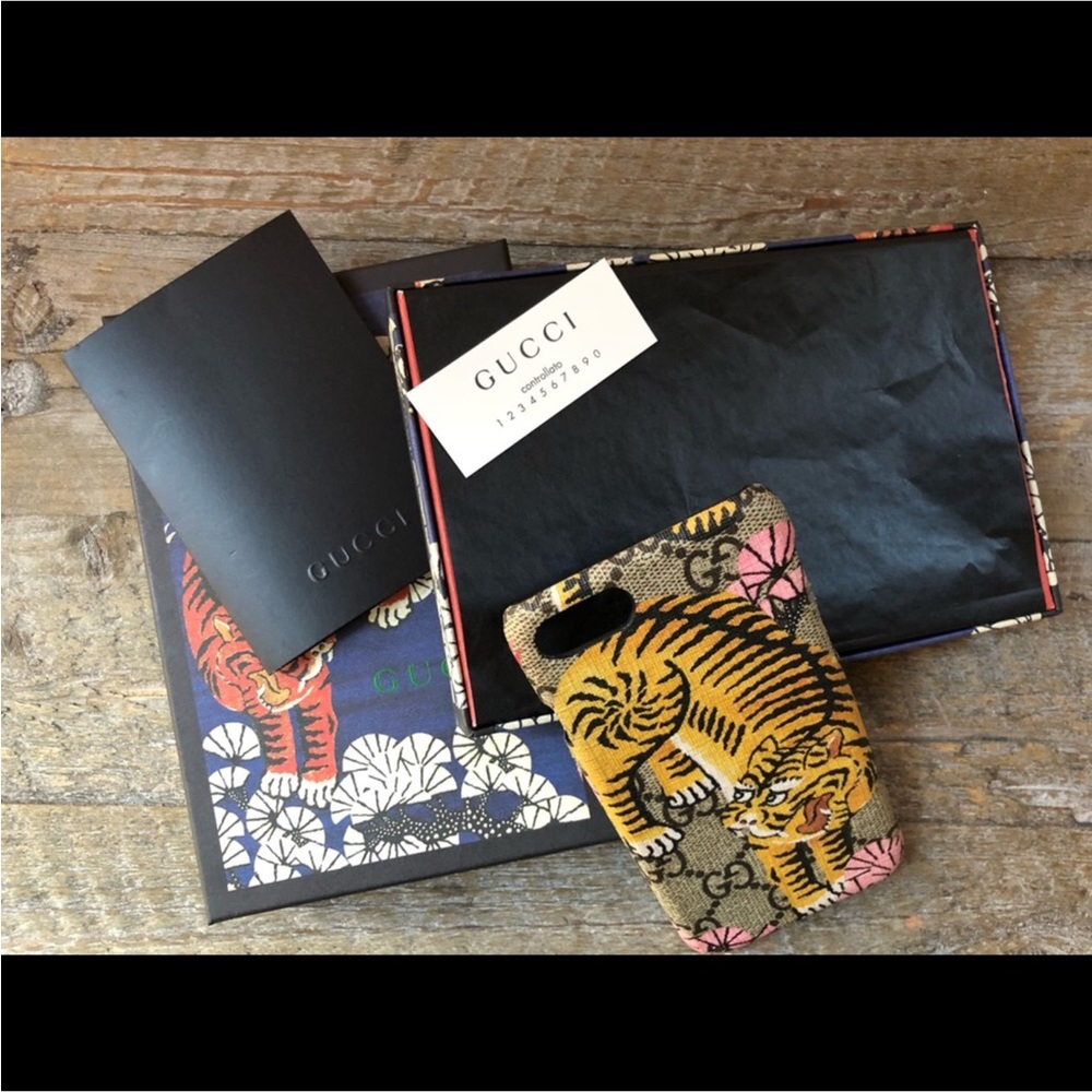 Gucci iPhone 7 Tiger Case